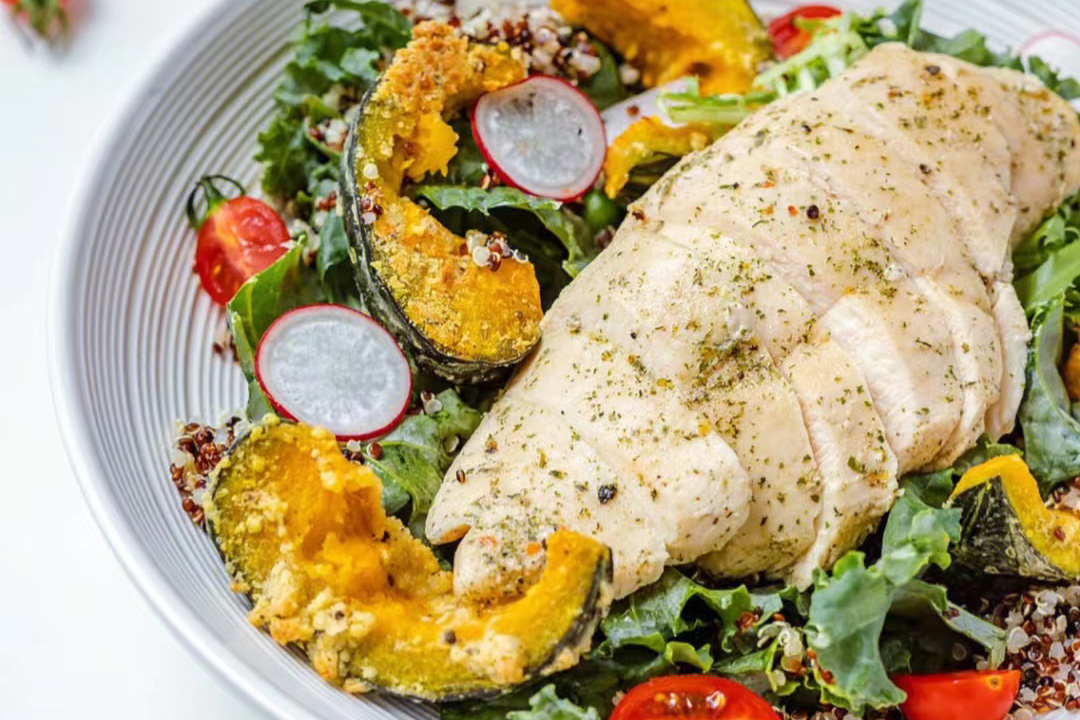 How-to-Make-a-Delicious-Pumpkin-Chicken-Breast-Salad(1)