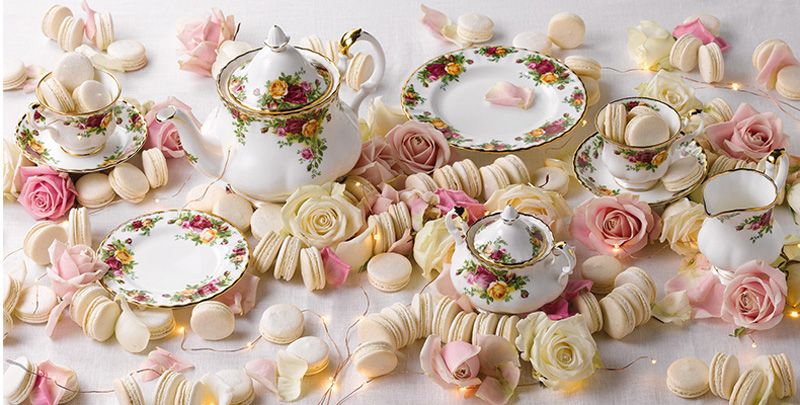 Royal Albert Rose collection