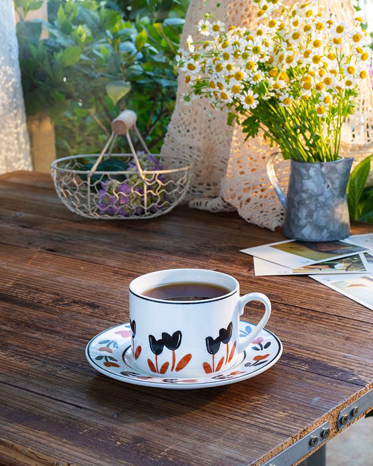 Tulip Pattern Coffee Cup